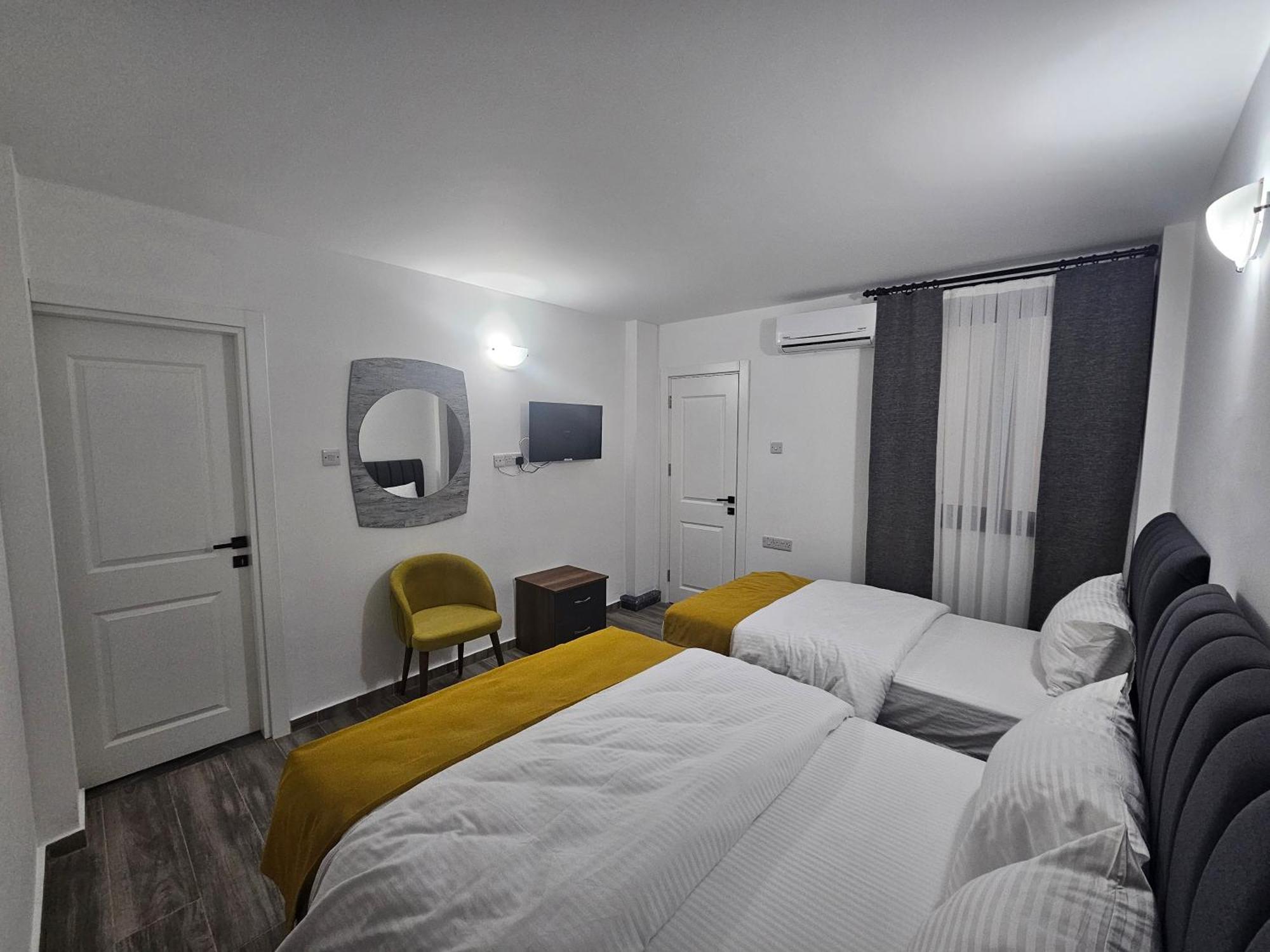 Cyprus Harbour Suites Kyrenia  Bagian luar foto